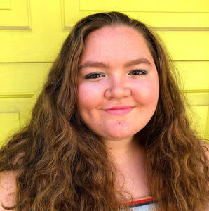 Meet your Posher, Holly